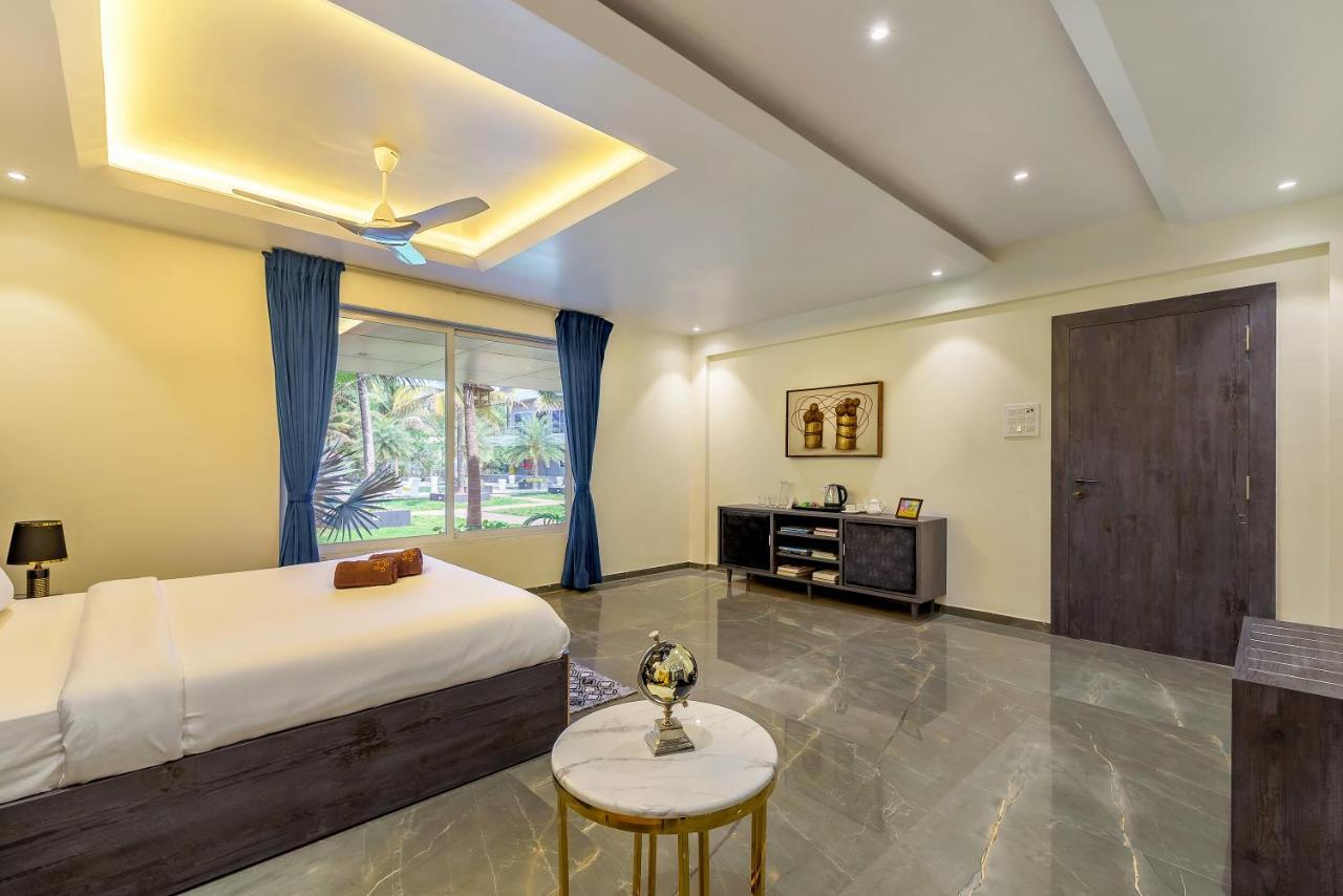 Saffronstays Palm Paradise, Kalyan Khadavli - Swimming Pool With Water Slides, Gazebo And Indoor Games Padghe Extérieur photo